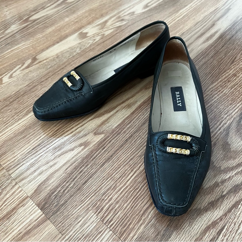 BALLY Olive Green Leather SELENA Loafers Gold Accent sz 8